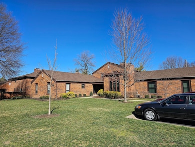 4260Chaucer (70)