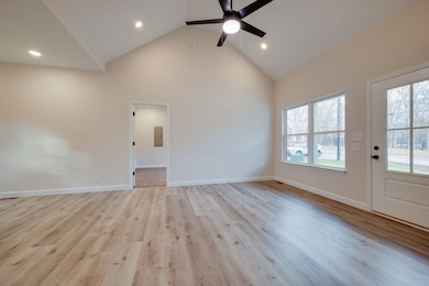 57 Truform Way, Dickson, TN 37055 - photo 4