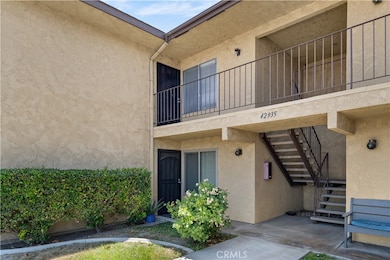 42935 15th St W unit 10, Lancaster, CA 93534 - photo 2