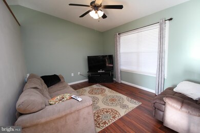 110 Jenny Ct, Strasburg, VA 22657 - photo 4