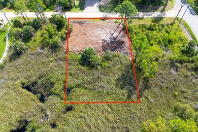 304 Bledsoe St, St. George Island, FL 32328 - photo 3