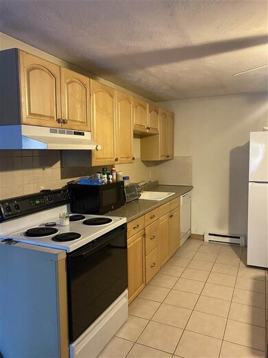 44C Constitution Dr, Londonderry, NH 03053 - photo 4