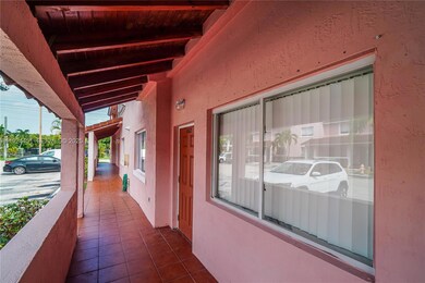 8021 Lake Dr unit 102, Doral, FL 33166 - photo 2