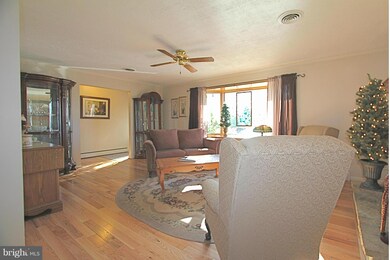 6926 Birdwood Ave, Middle River, MD 21220 - photo 3