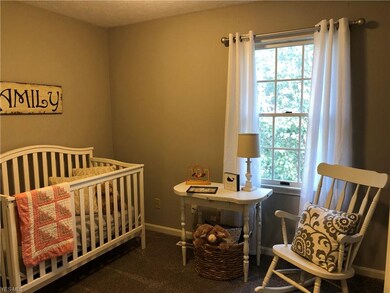 8544 Forest View Dr, Olmsted Falls, OH 44138 - photo 2