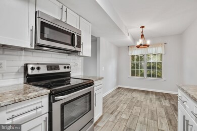 20241 Shipley Terrace unit 4-B-102, Germantown, MD 20874 - photo 2