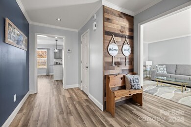 2227 Ballingarry Dr, Statesville, NC 28625 - photo 4