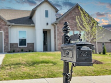 2977 S Cobalt Ave, Fayetteville, AR 72701 - photo 2