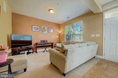 8000 Gibbs Way, Hyattsville, MD 20785 - photo 5