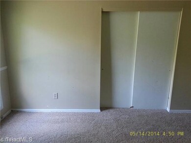 1st Bedroom.