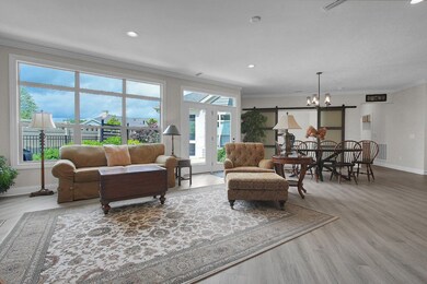 9-web-or-mls-6653-riverrun-ln