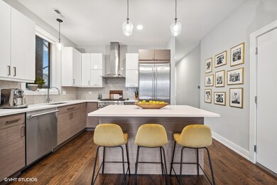 1817 W Iowa St unit 2, Chicago, IL 60622 - photo 3