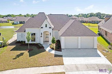 1526 Berwick Bend, Zachary, LA 70791 - photo 2