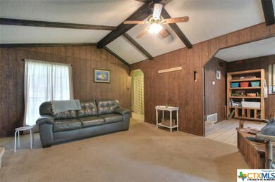 1384 Poppy Ln, New Braunfels, TX 78130 - photo 5