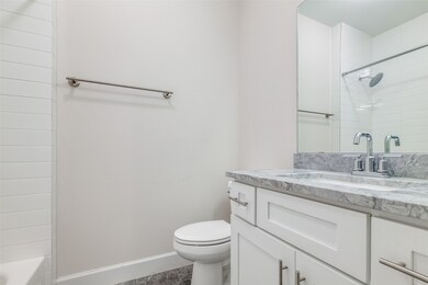 849 Fisher St unit G, Houston, TX 77018 - photo 4