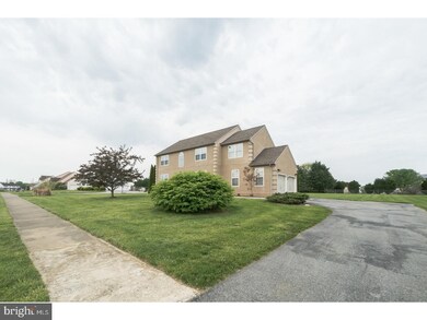 338 Wheatsheaf Dr, New Castle, DE 19720 - photo 2