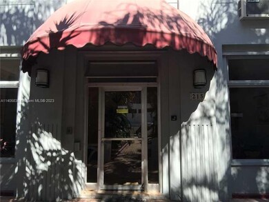 215 30th St unit 1, Miami Beach, FL 33140 - photo 2