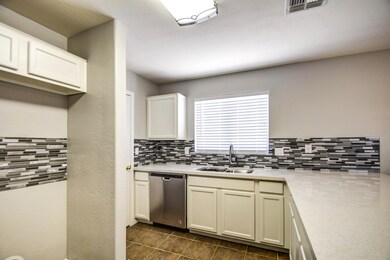 Kitchen (3)