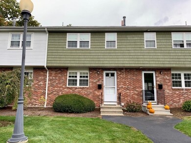 28 Hemlock Cir, Millis, MA 02054 - photo 2