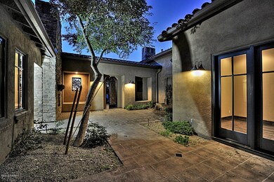 Entry_Courtyard_Study