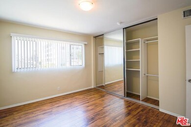 435 S Palm Dr unit 8, Beverly Hills, CA 90212 - photo 6