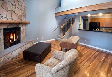 534-E-ThirdSt-E102-MLS_03