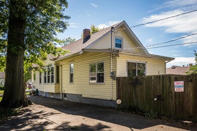 2111 McLean Avenue-06