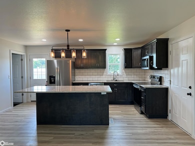 1206 W Adair St, Creston, IA 50801 - photo 5