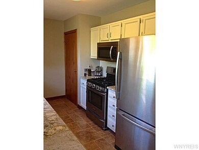Kitchen Stainless steel appliances all stay!