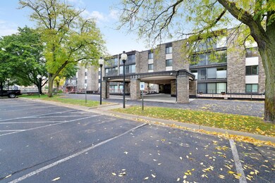 1101 Sibley Memorial Hwy unit 303, Saint Paul, MN 55118 - photo 2