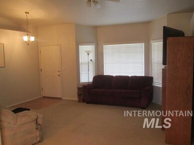2113 Fall Ct, Nampa, ID 83686 - photo 5