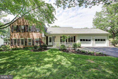 11101 Freas Dr, North Potomac, MD 20878 - photo 3