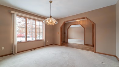 312 Fairfield Dr, Crown Point, IN 46307 - photo 5