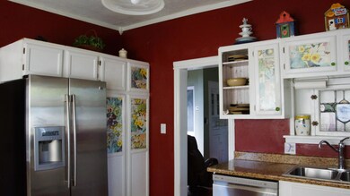 Kitchen Left