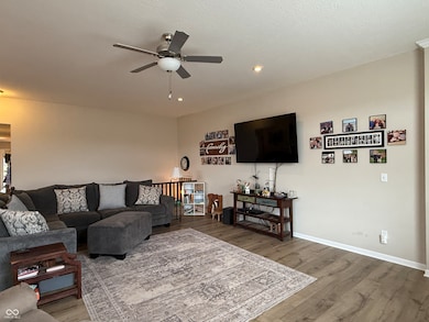 1400 W Springhurst Blvd, Greenfield, IN 46140 - photo 7