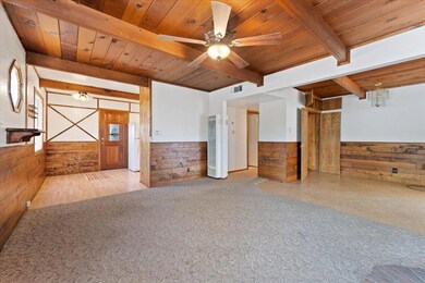 1865 Douglass St Livingroom B