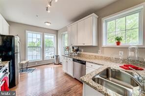 24656 Rosebay Terrace unit 84, Aldie, VA 20105 - photo 4