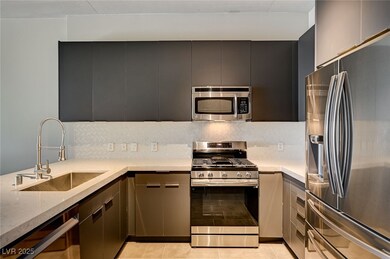 Juhl unit 439, Las Vegas, NV 89101 - photo 6