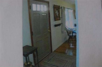 243 Shawmut St, Springfield, MA 01108 - photo 2