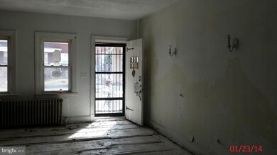 3706 Gelston Dr, Baltimore, MD 21229 - photo 2