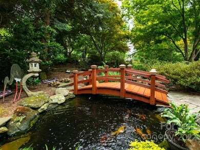 79 Forest Lake Dr, Asheville, NC 28803 - photo 5