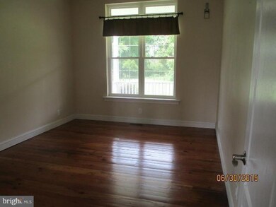 8548 Sandy Beach Ln, King George, VA 22485 - photo 3