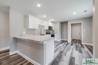 305 E 4th St, Springfield, GA 31329 - photo 5