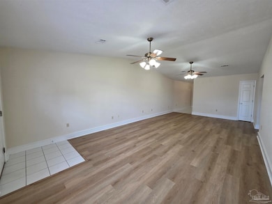 916 Rentz Ave unit A, Pensacola, FL 32507 - photo 3