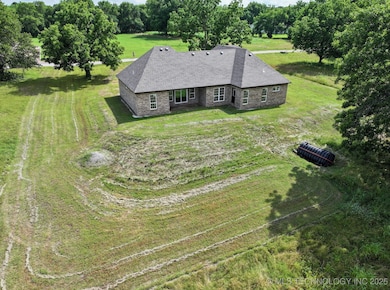 3339 E Private 1725 Dr, Davis, OK 73030 - photo 2