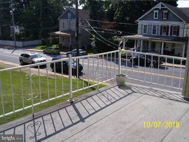 558 N Union St unit 2, Middletown, PA 17057 - photo 5