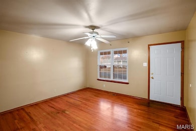 2565 Morningside Dr, Florissant, MO 63031 - photo 4