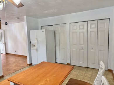 1224 Spring Valley Dr, Huntington, WV 25701 - photo 7