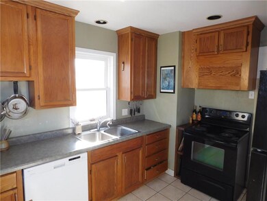 1211 57th Place, Des Moines, IA 50311 - photo 7