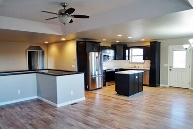 3041 E Ave, Cody, WY 82414 - photo 5